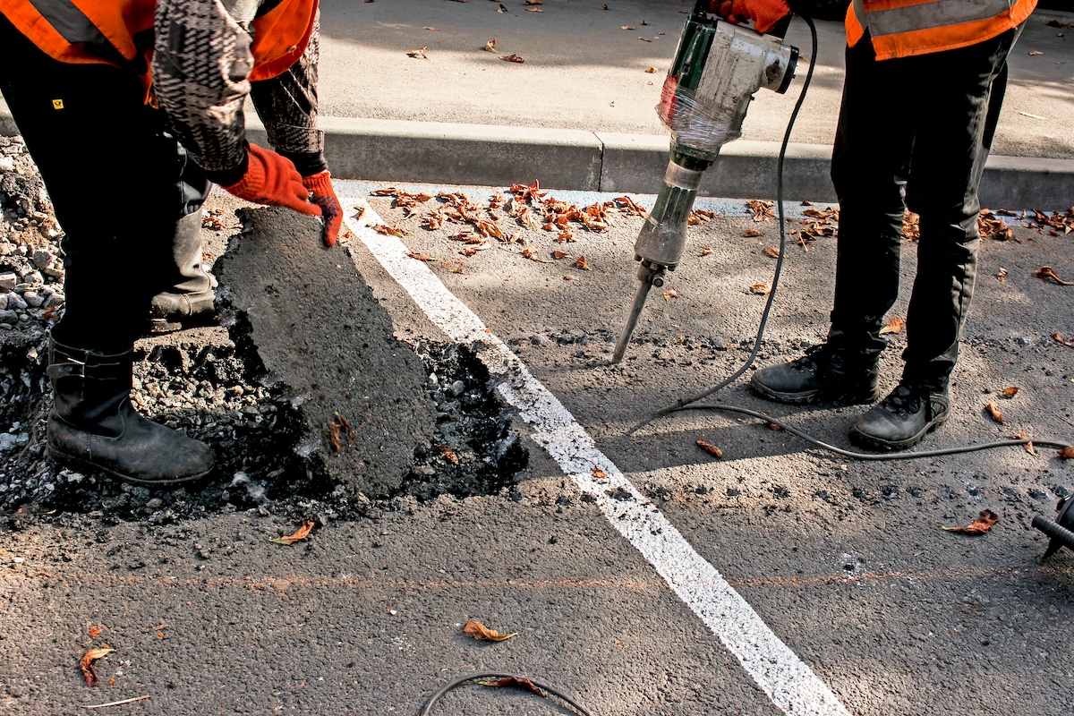 Read more about the article Understanding The Driveway Sealing Process