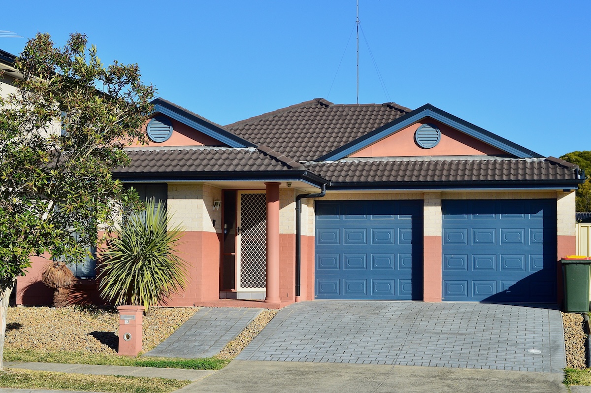 Read more about the article How Weather Affects Driveway Sealing
